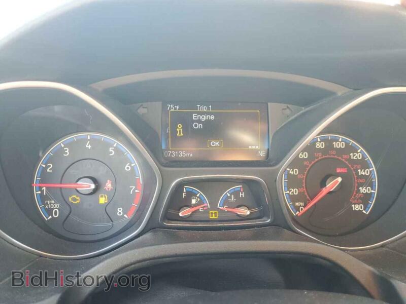 2017 Ford FOCUS (VIN WF0DP3TH2H4121744) — photo 9 of 13
