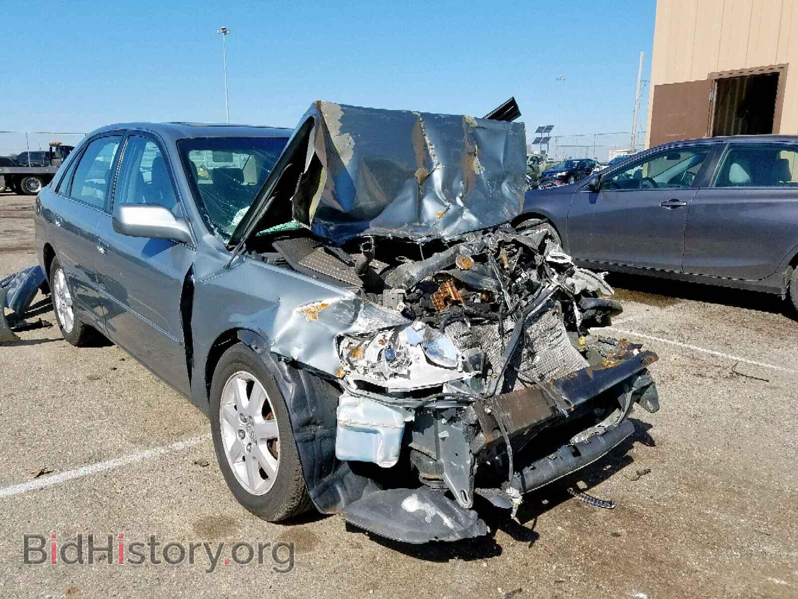 Photo 4T1BF28B52U223697 - TOYOTA AVALON 2002
