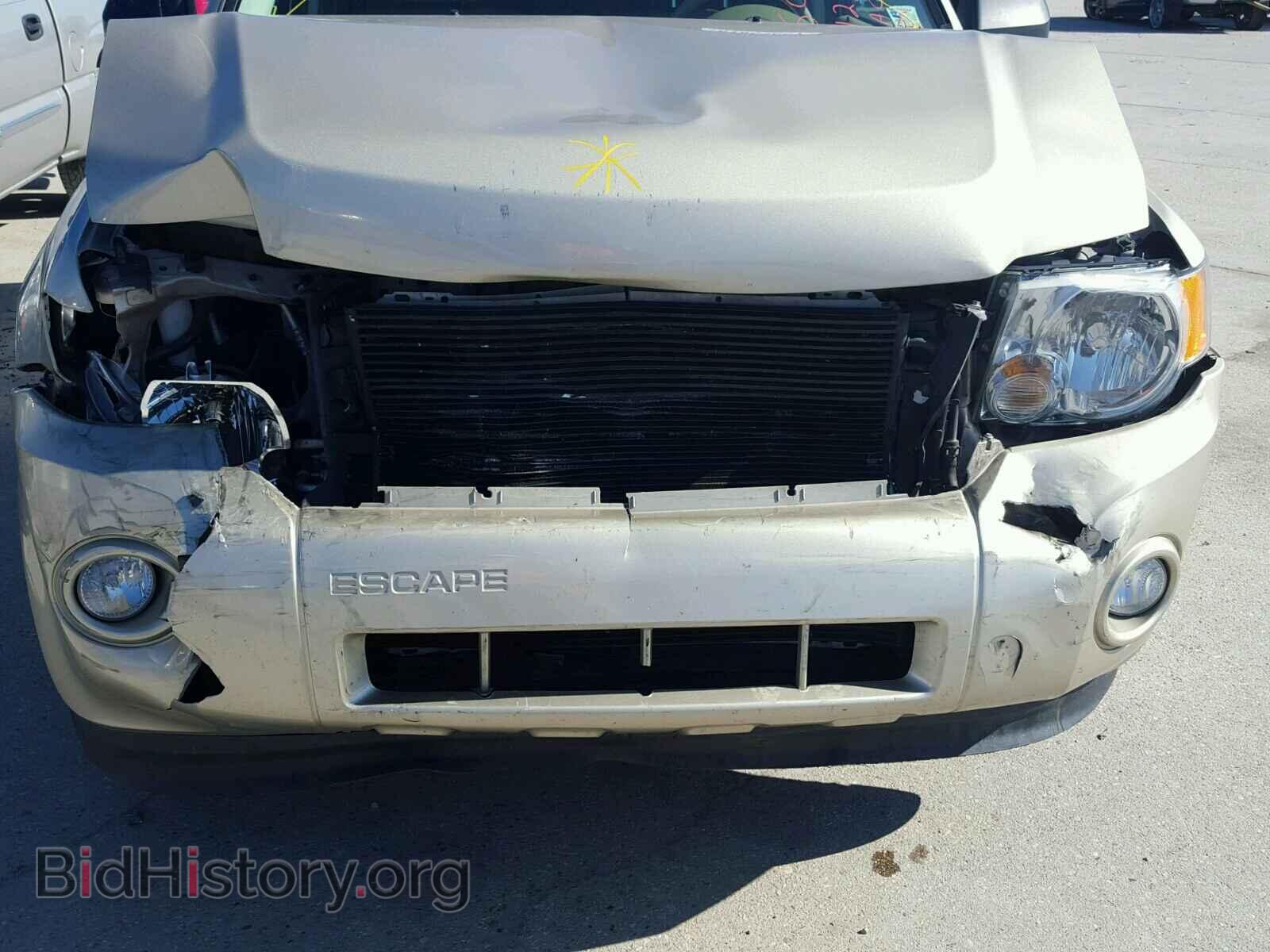 2011 FORD ESCAPE - VIN: 1FMCU0D71BKA04229 - Фото 9