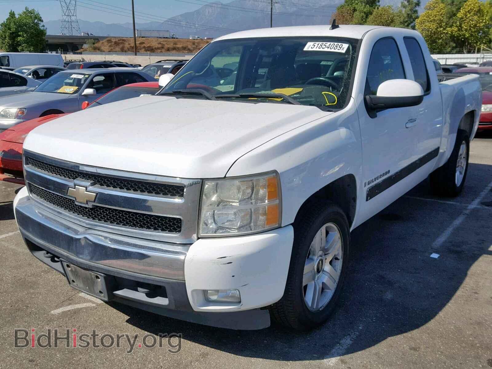 2008 CHEVROLET SILVERADO - VIN: 2GCEC19J881117985 - Фото 2