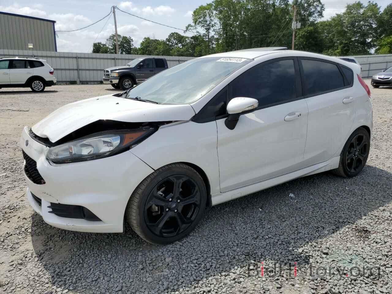 Photo 3FADP4GX8JM133620 - FORD FIESTA 2018