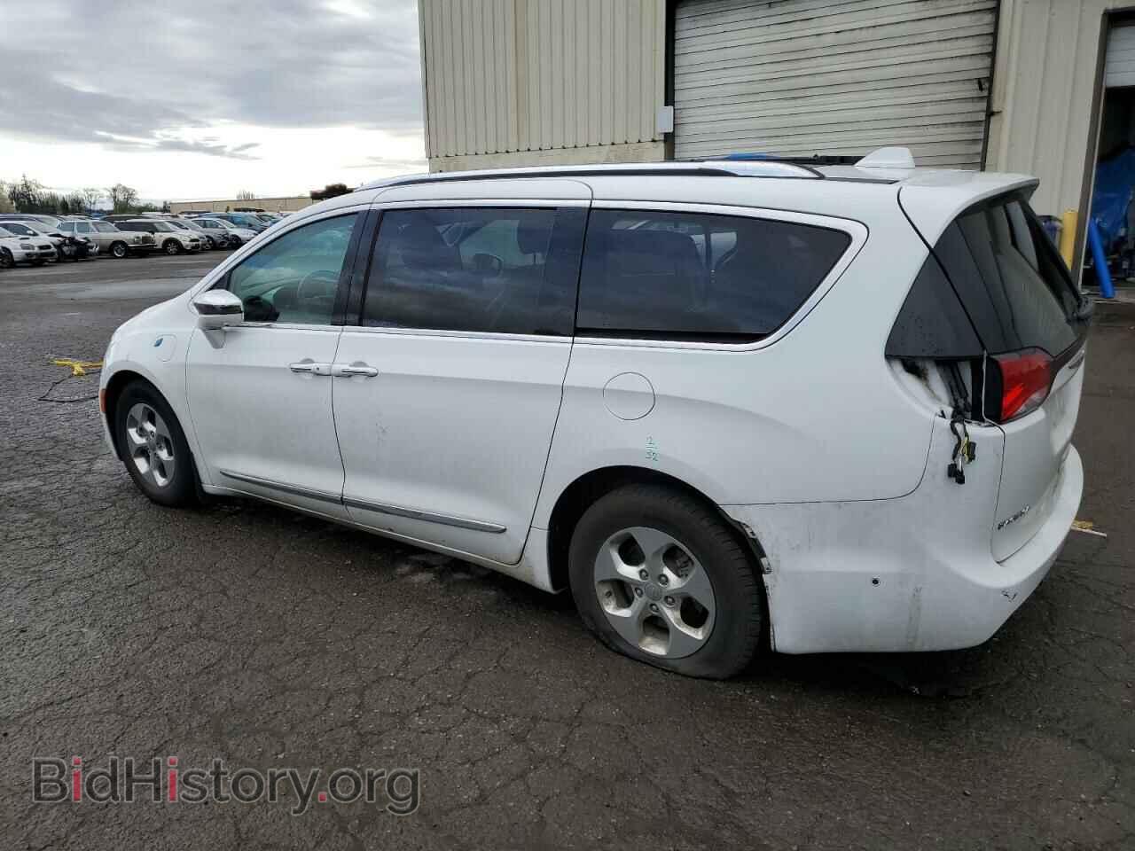 2018 CHRYSLER PACIFICA - VIN: 2C4RC1N74JR150159 - Фото 2