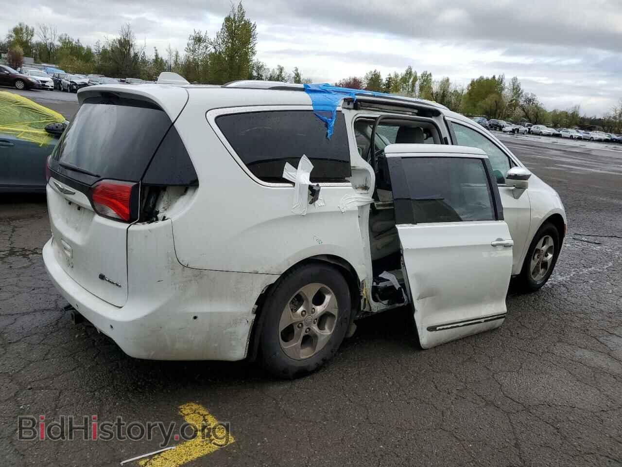 2018 CHRYSLER PACIFICA - VIN: 2C4RC1N74JR150159 - Фото 3