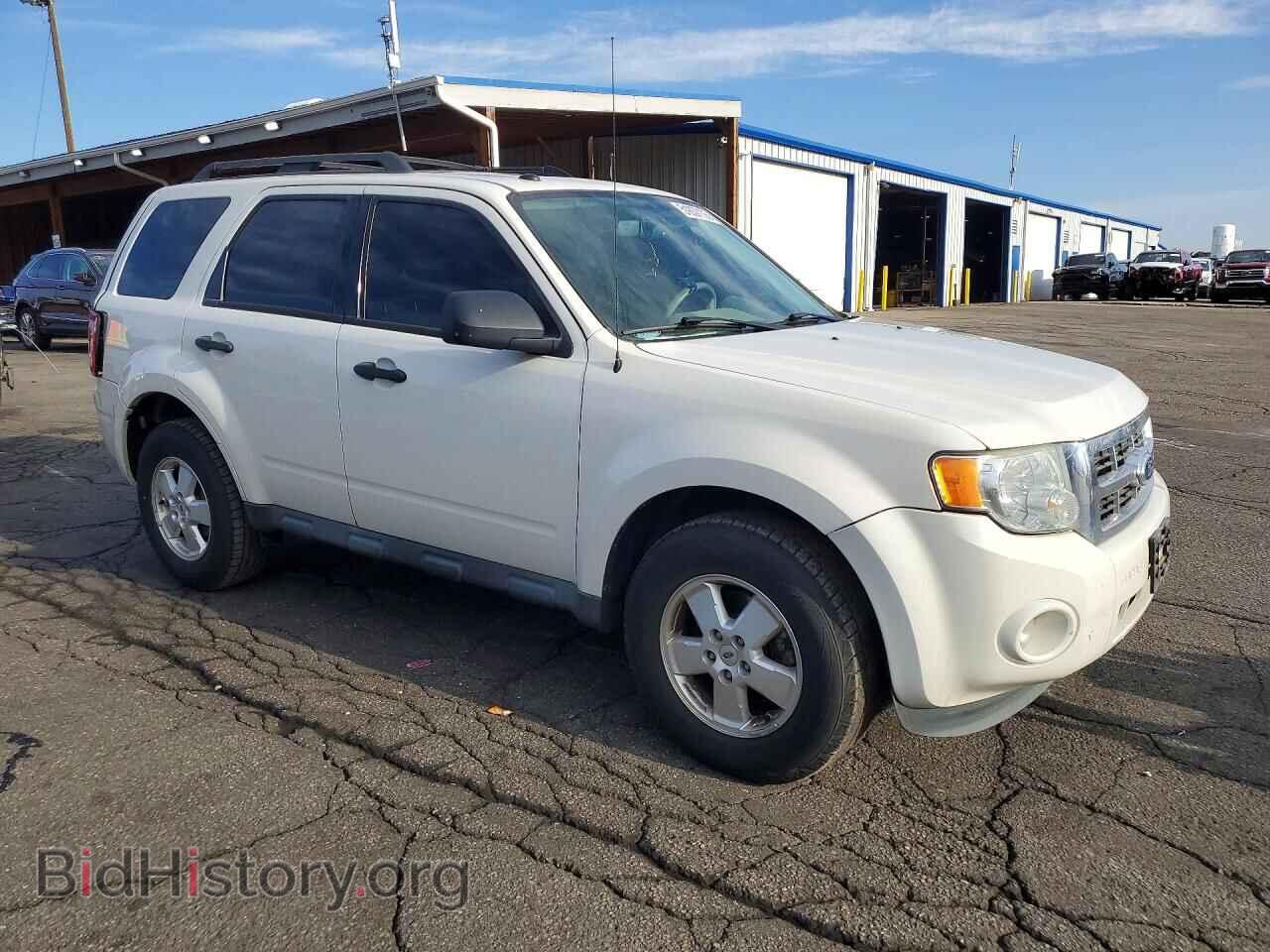 2011 FORD ESCAPE - VIN: 1FMCU0DG2BKC59567 - Фото 4
