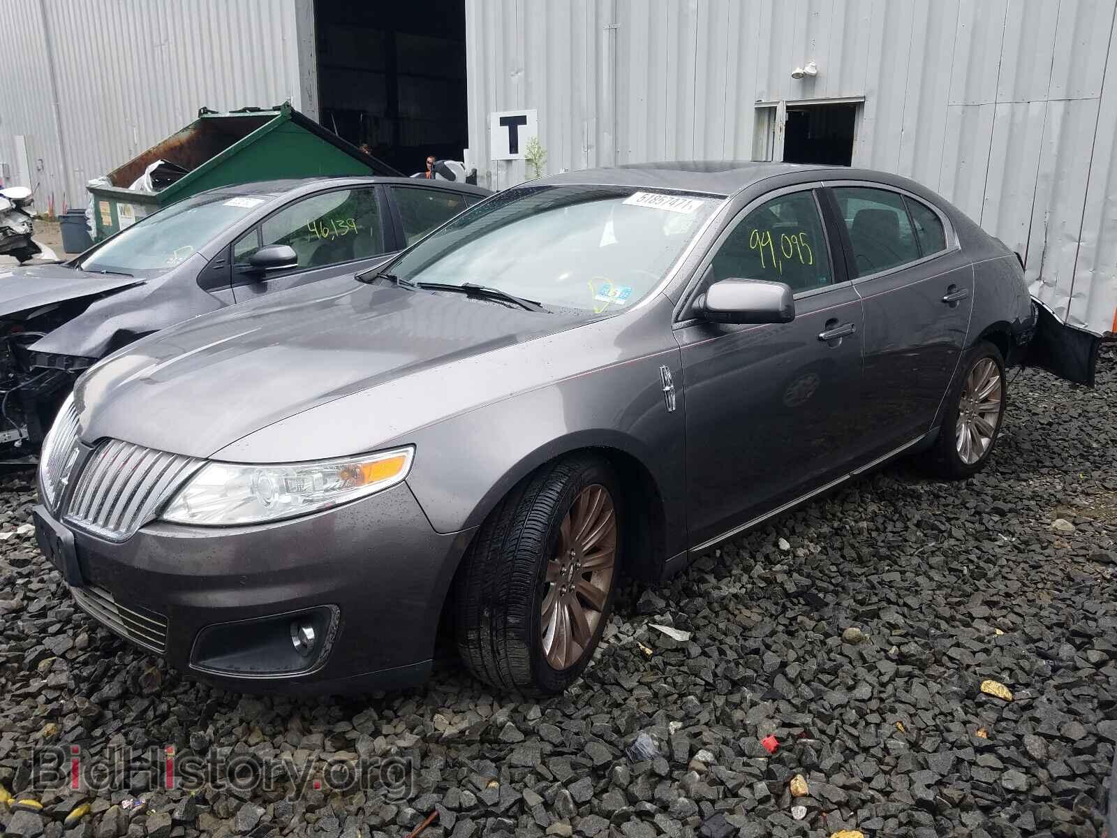 2011 LINCOLN MKS - VIN: 1LNHL9FT7BG605459 - Фото 2