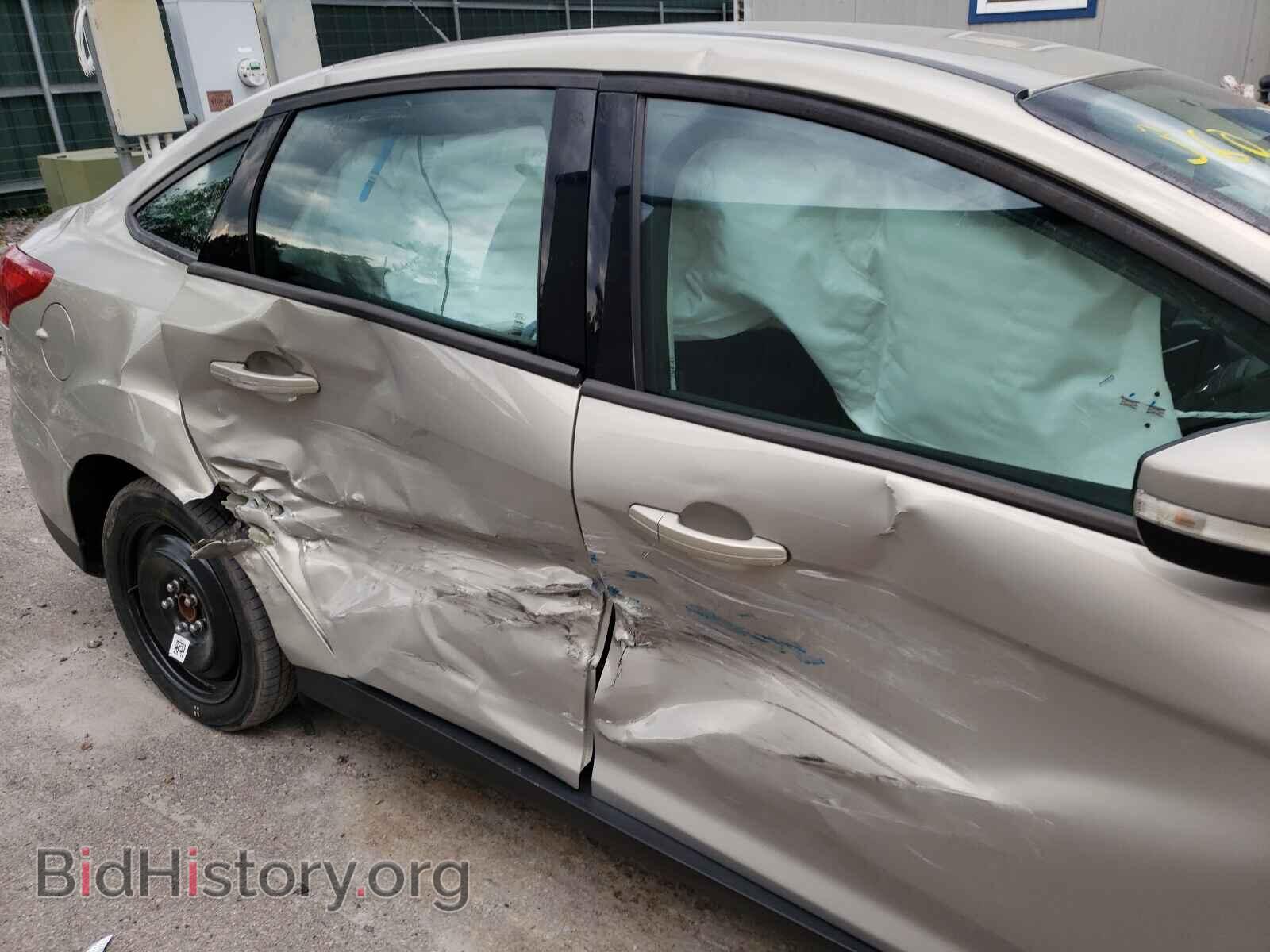 2016 FORD FOCUS - VIN: 1FADP3F2XGL348961 - Photo 9
