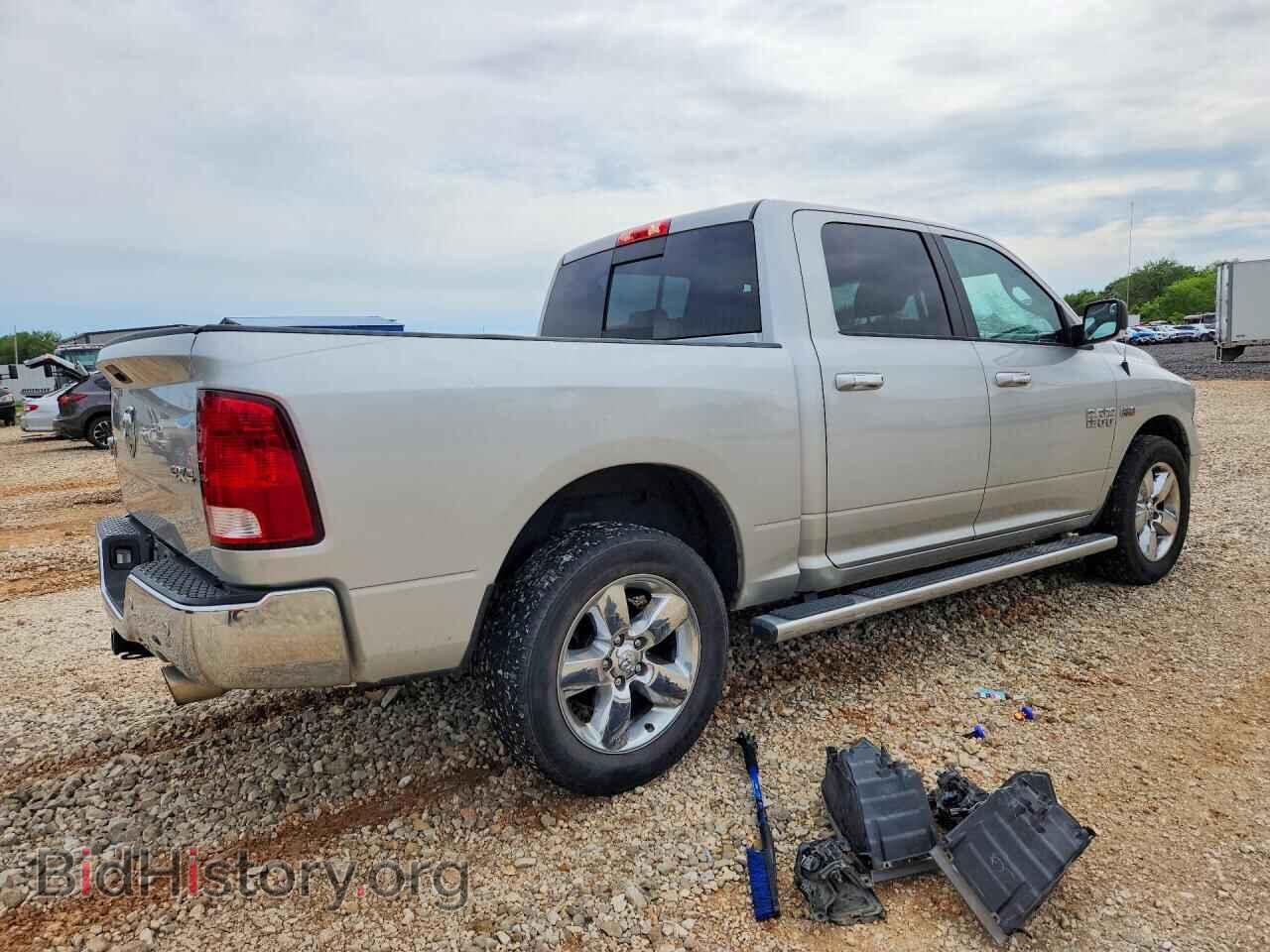 2018 RAM 1500 - VIN: 3C6RR7LT6JG234918 - Photo 3
