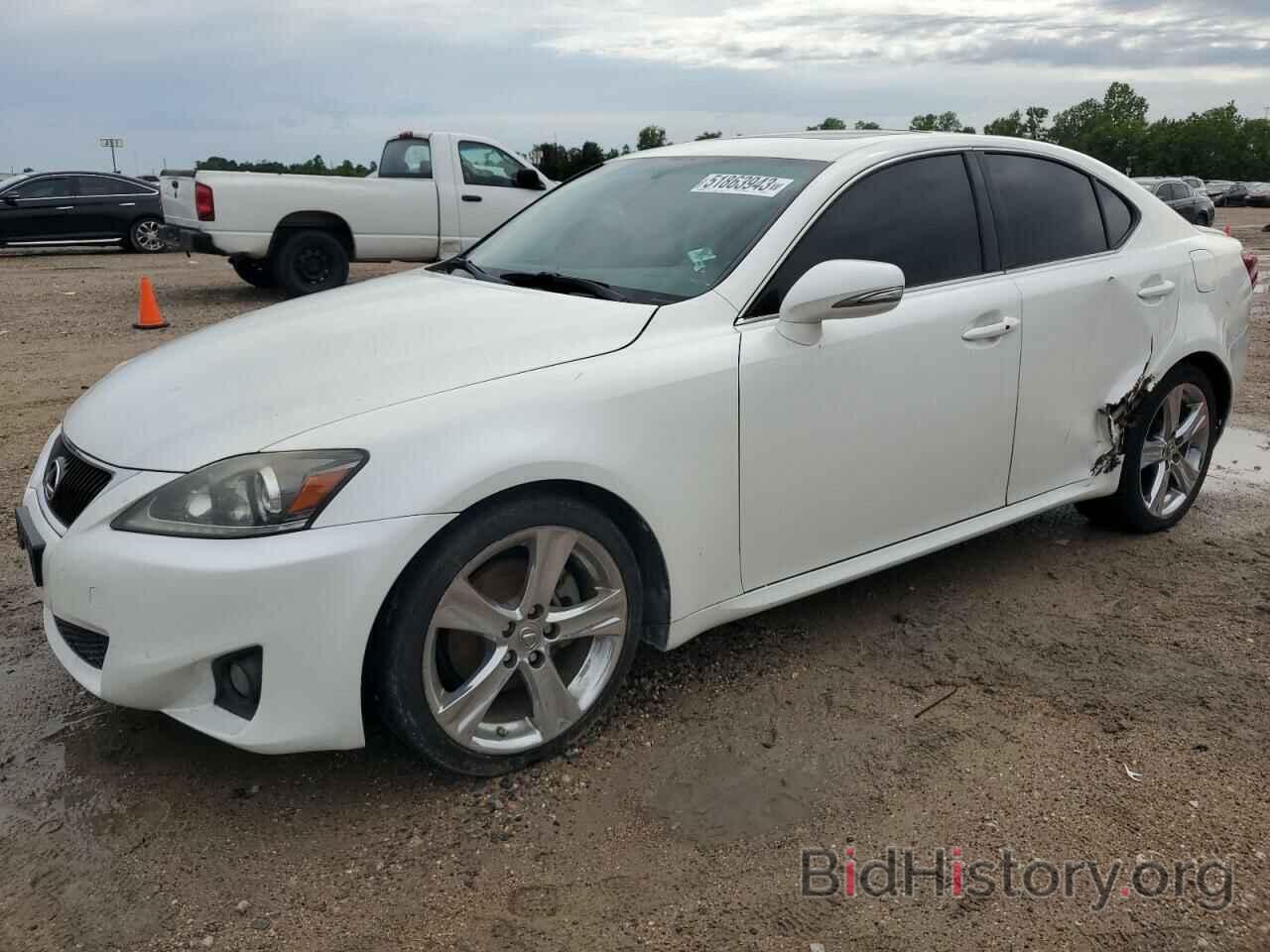 Photo JTHBF5C21B5143917 - LEXUS IS 2011