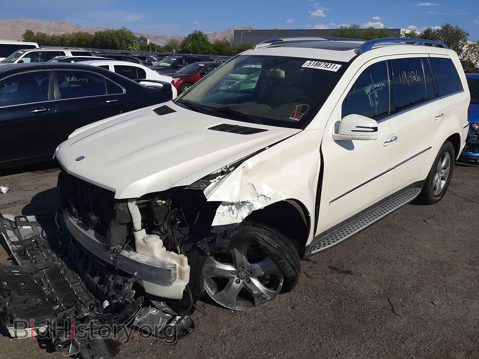 2012 MERCEDES-BENZ GL-CLASS - VIN: 4JGBF7BE0CA773179 - Фото 2