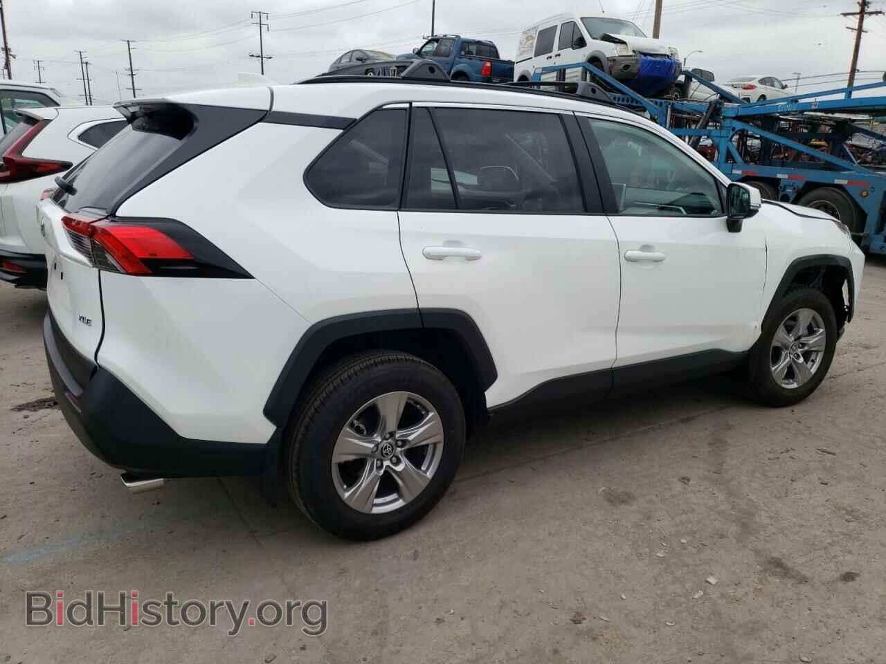 2023 TOYOTA RAV4 - VIN: 2T3W1RFV3PC220139 - Фото 3