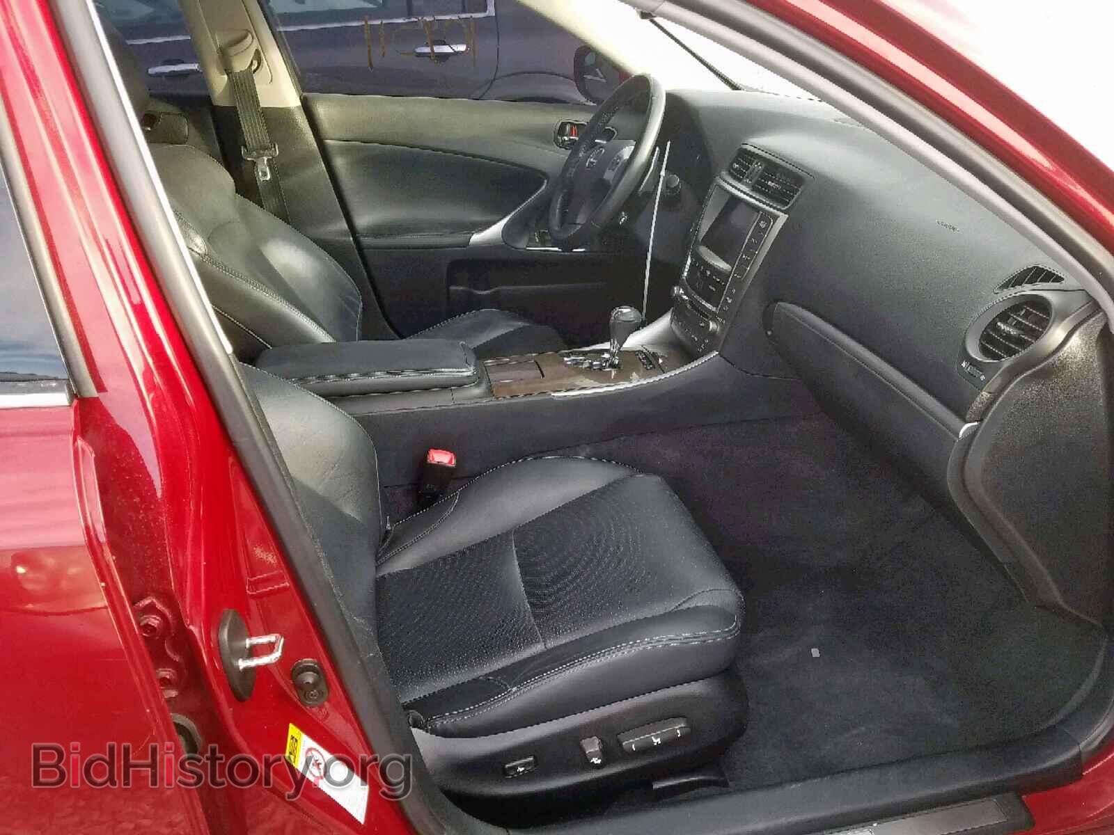 2011 LEXUS IS - VIN: JTHCE5C29B5000768 - Фото 5