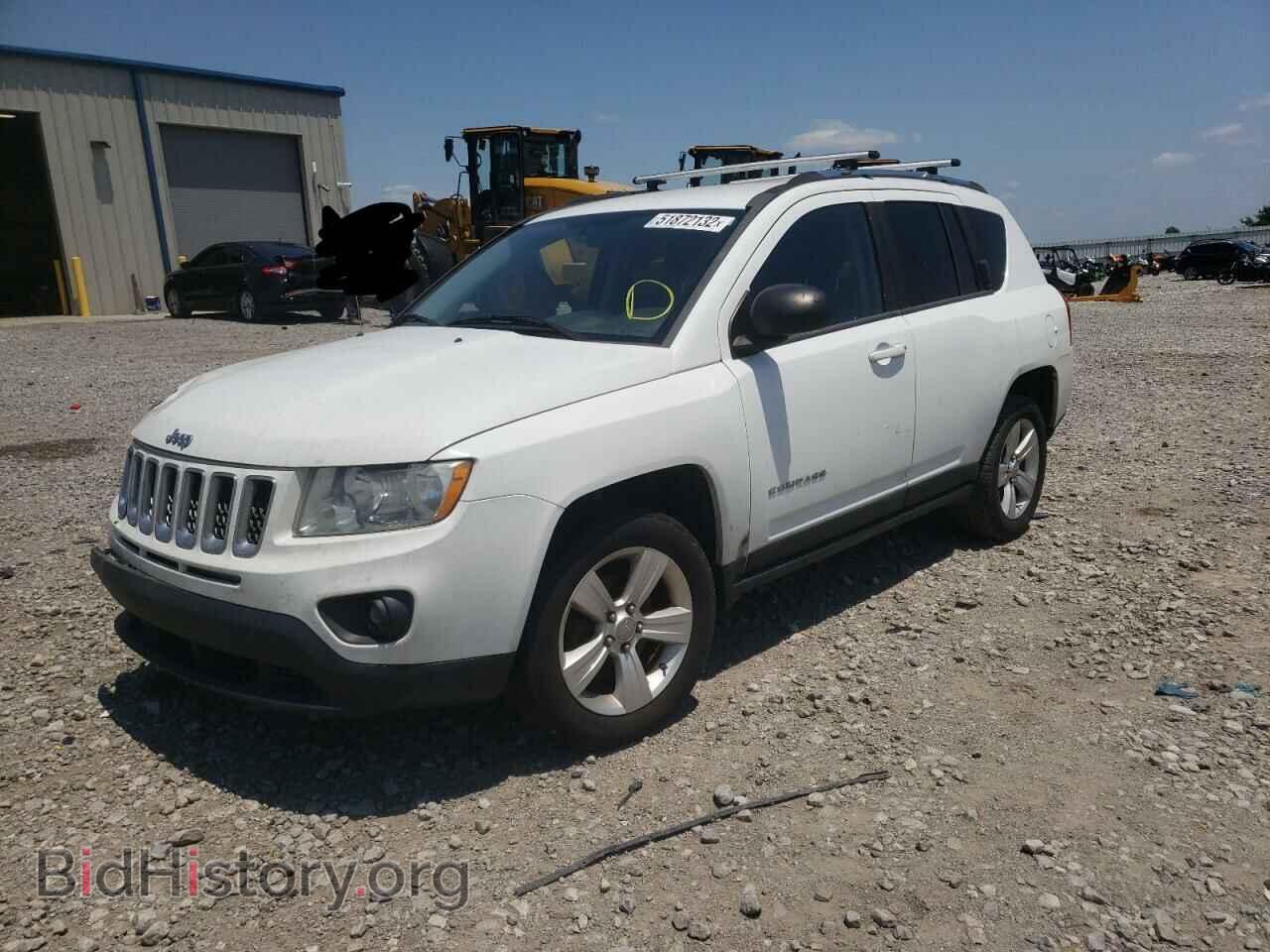 2011 JEEP COMPASS - VIN: 1J4NT1FB5BD208389 - Photo 2