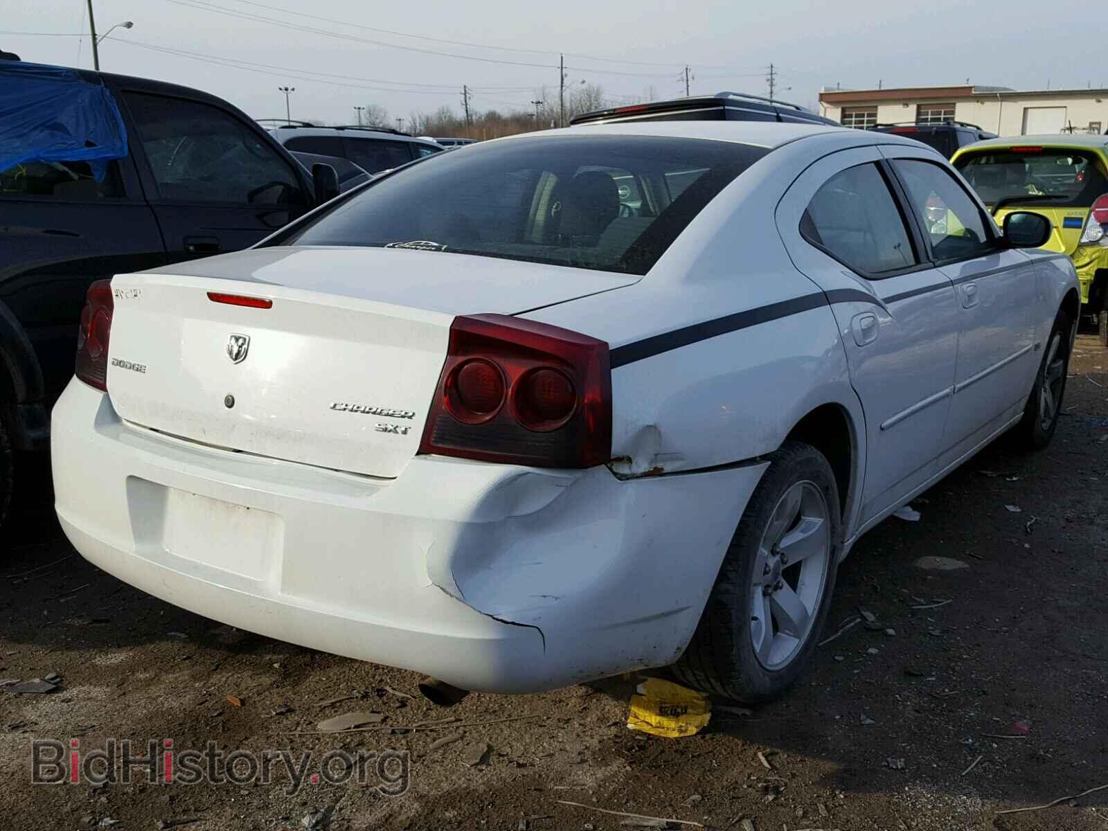 2010 DODGE CHARGER - VIN: 2B3CA3CV8AH309717 - Фото 4