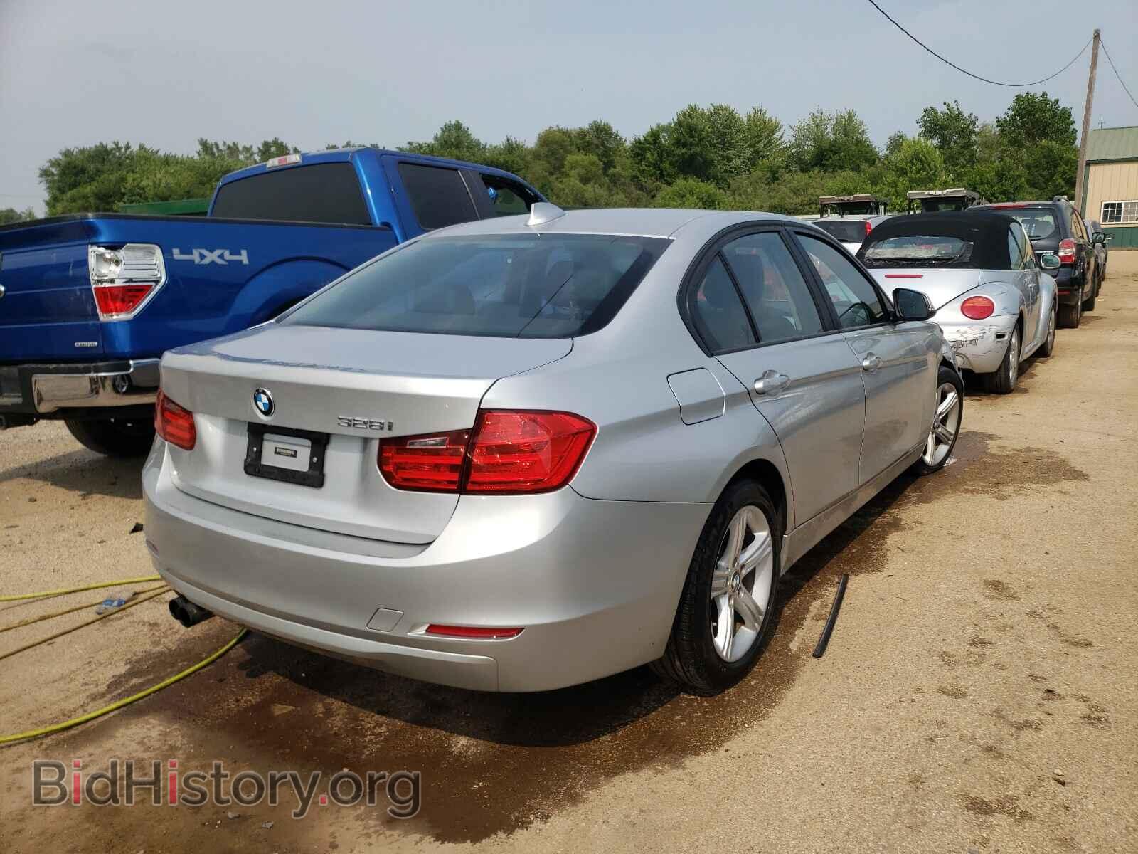 2012 BMW 3 SERIES - VIN: WBA3A5C52CF341039 - Фото 4