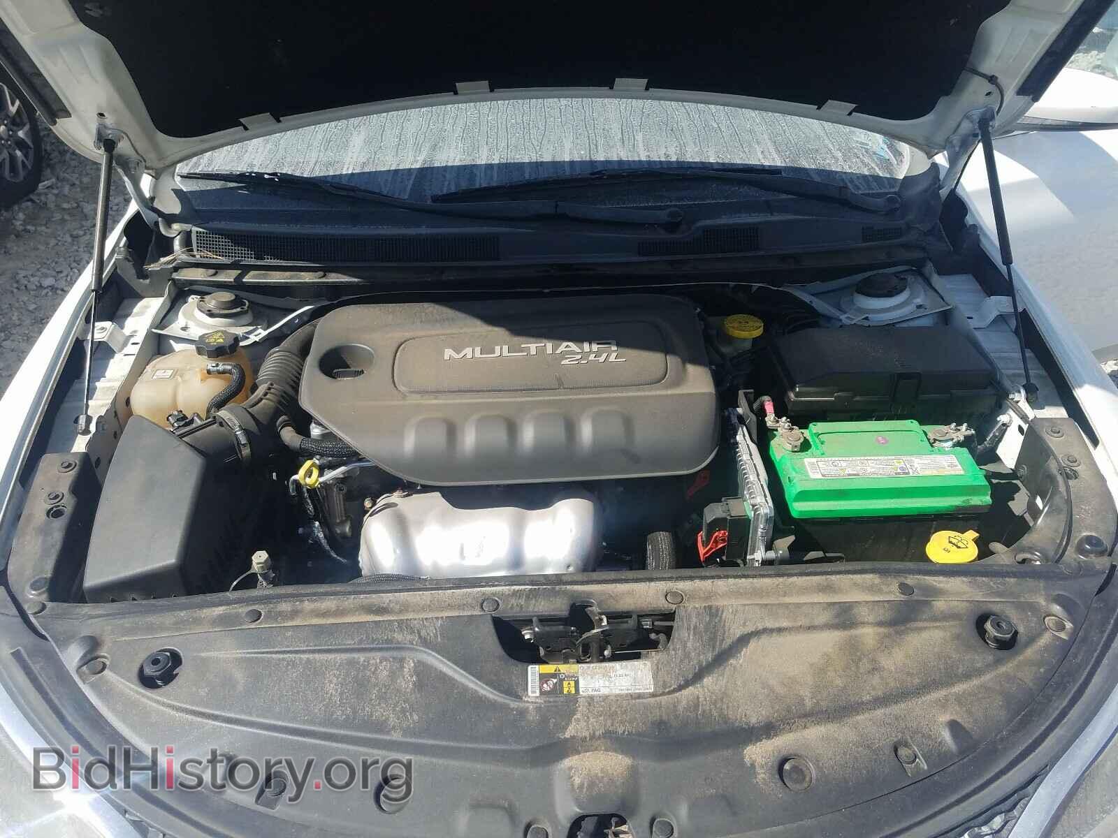 2015 CHRYSLER 200 - VIN: 1C3CCCAB1FN611628 - Фото 7