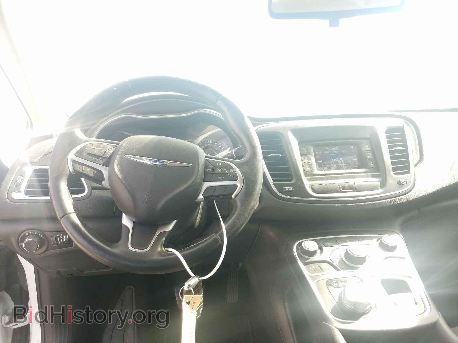 2015 CHRYSLER 200 - VIN: 1C3CCCAB1FN611628 - Фото 9