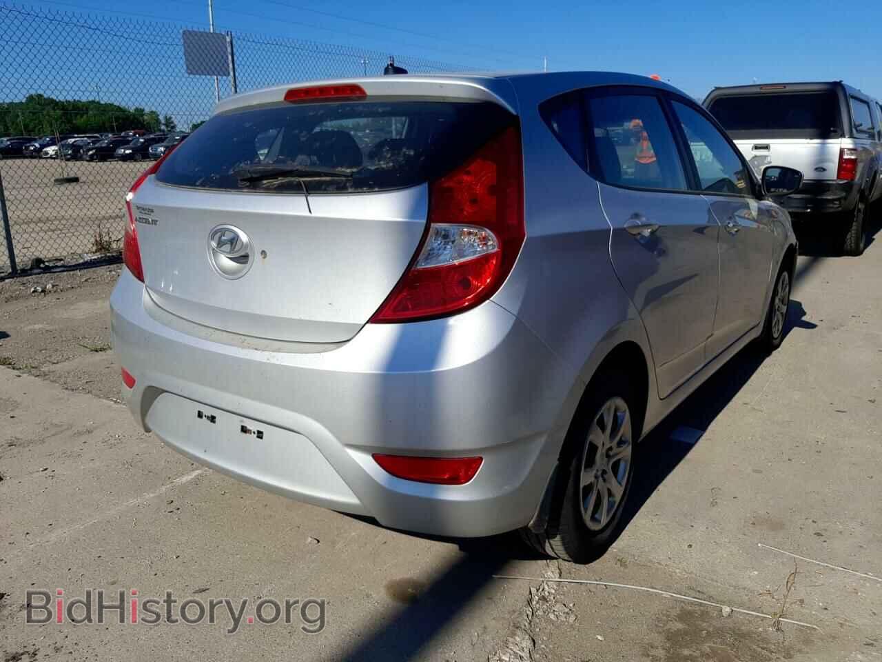 2013 HYUNDAI ACCENT - VIN: KMHCT5AE5DU128515 - Фото 4