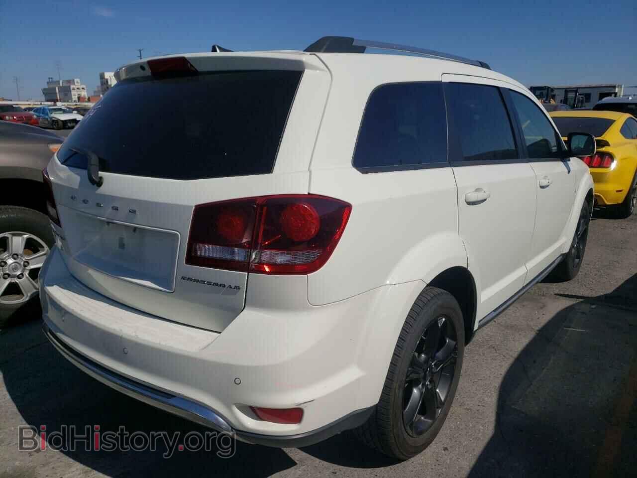2020 DODGE JOURNEY - VIN: 3C4PDCGB1LT206205 - Фото 4