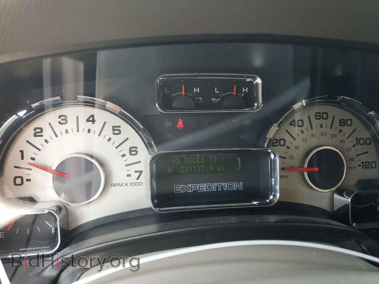 2011 FORD EXPEDITION - VIN: 1FMJU2A56BEF15018 - Фото 9