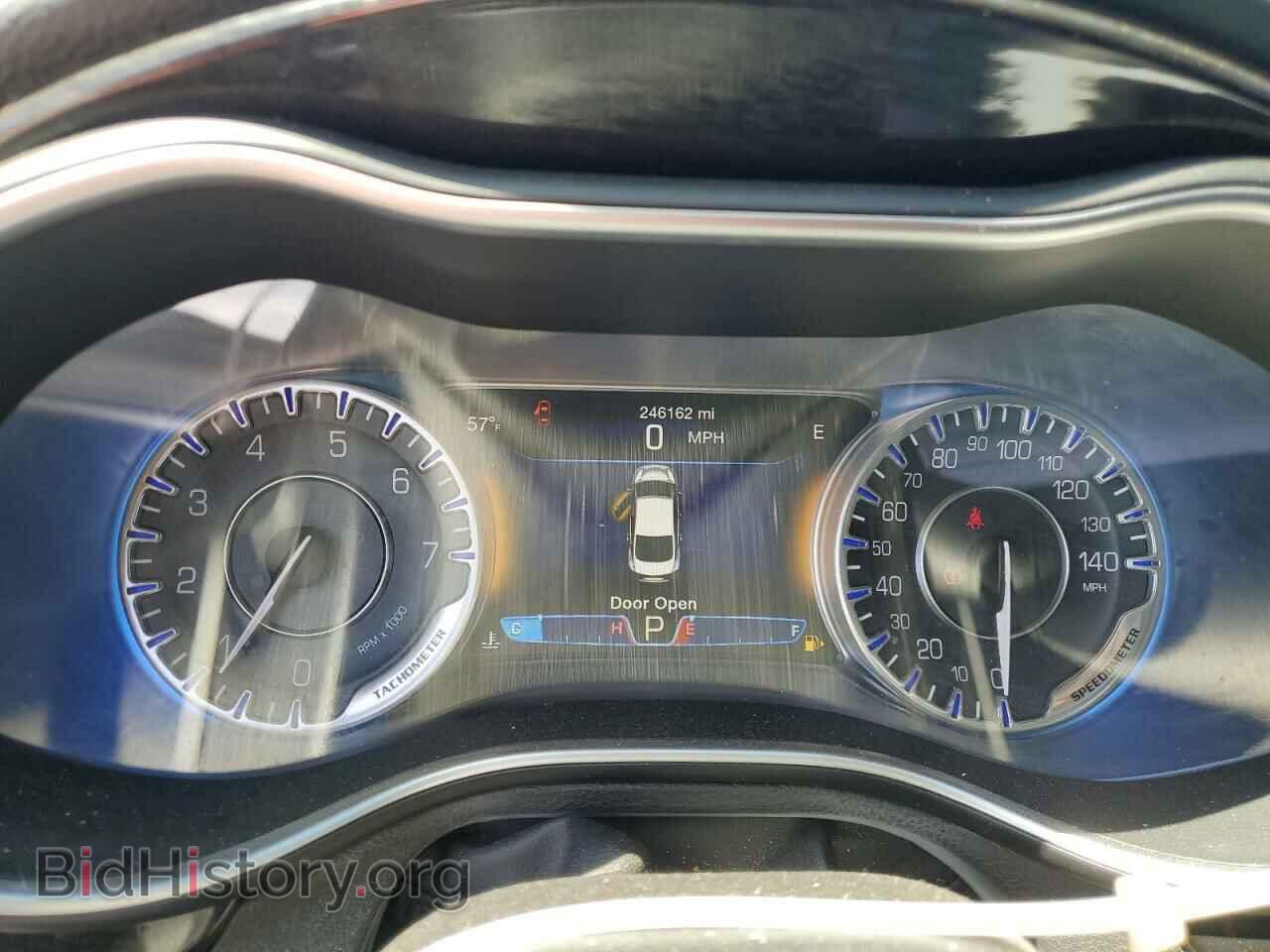 2015 CHRYSLER 200 - VIN: 1C3CCCCB4FN592313 - Photo 9
