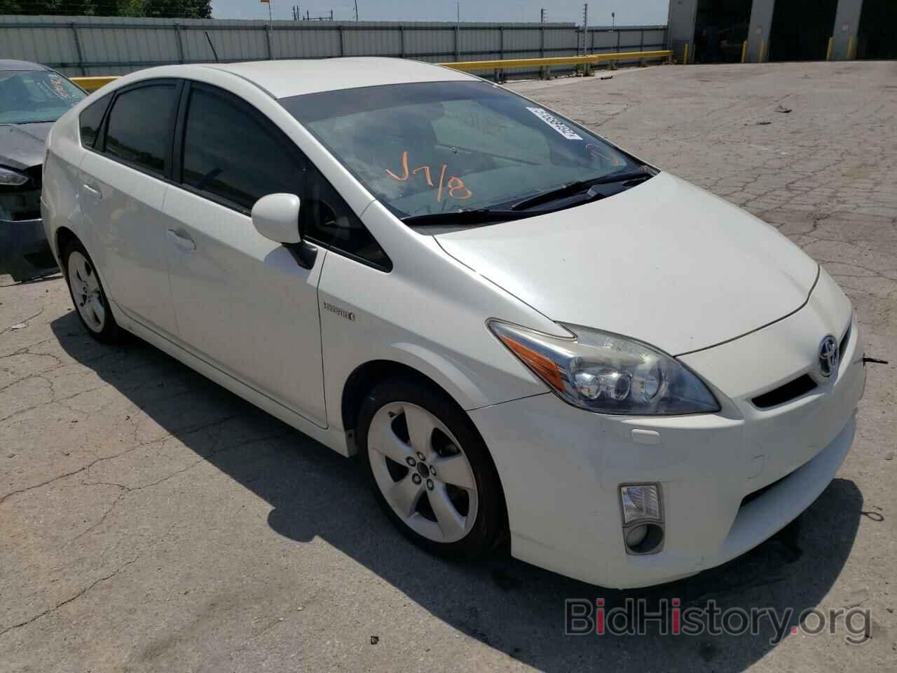 Фотография JTDKN3DU5B0329532 - TOYOTA PRIUS 2011