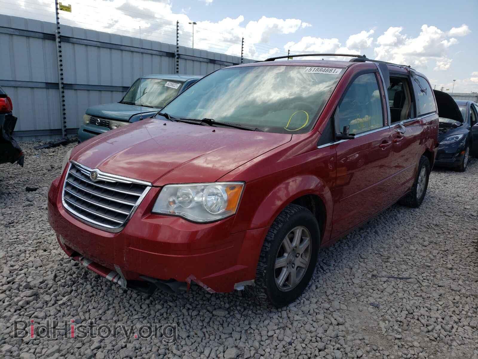 2008 CHRYSLER MINIVAN - VIN: 2A8HR54P28R611316 - Фото 2