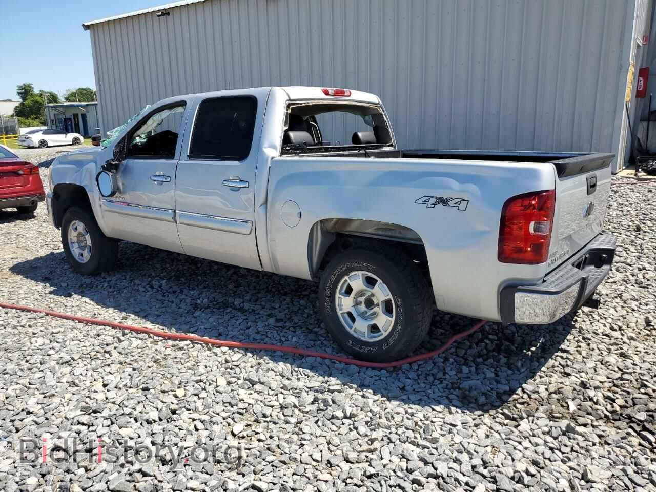 2011 CHEVROLET ALL Models - VIN: 3GCPKSE31BG334706 - Фото 2