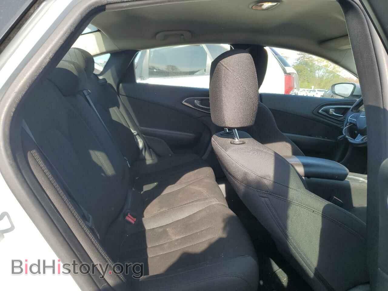 2015 CHRYSLER 200 - VIN: 1C3CCCAB2FN687701 - Фото 10