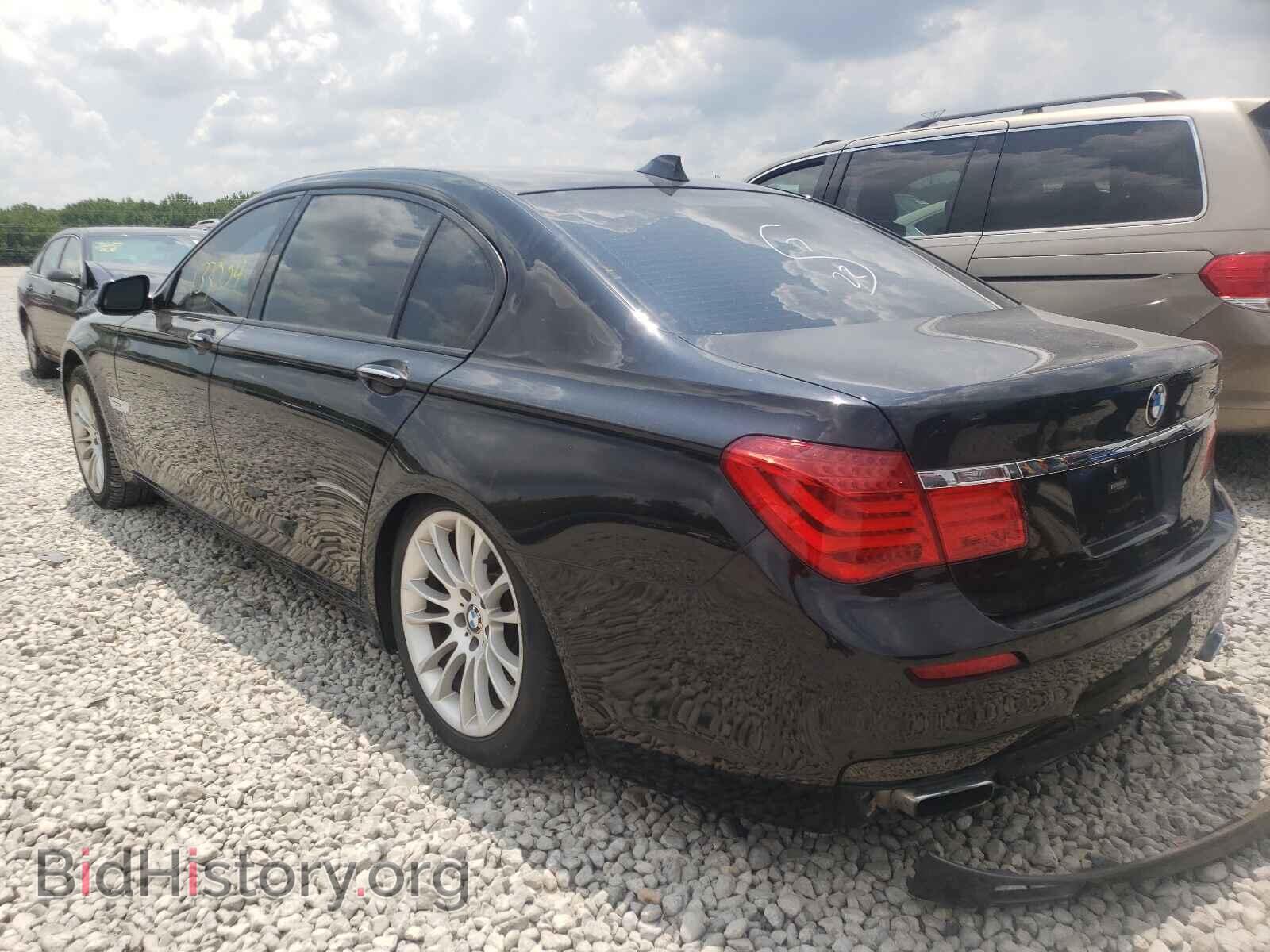 2012 BMW 7 SERIES - VIN: WBAKB8C56CDX20888 - Фото 3