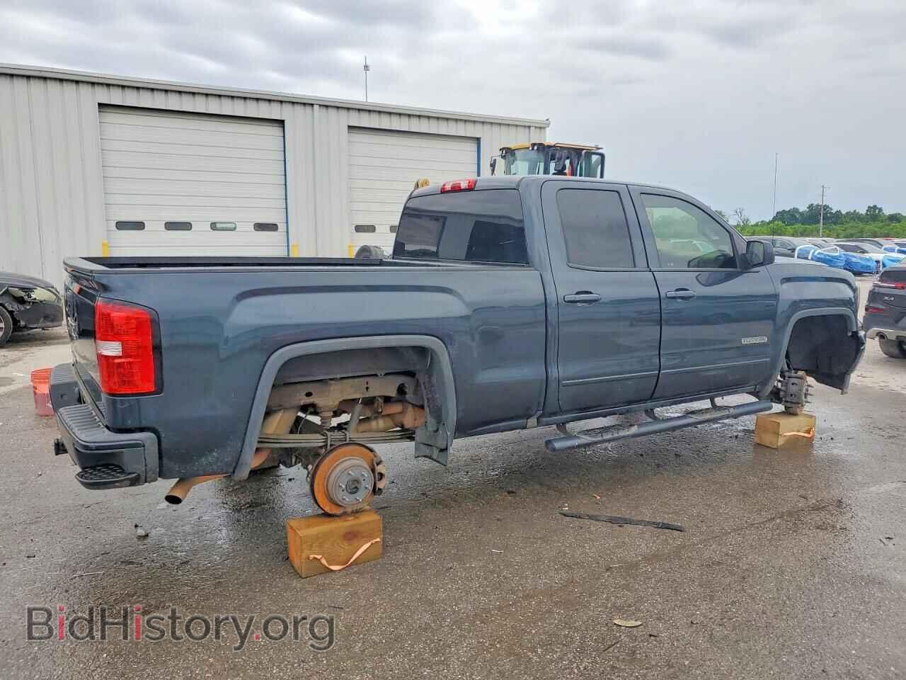 2017 GMC All Models - VIN: 1GTR1LEC5HZ319880 - Photo 3