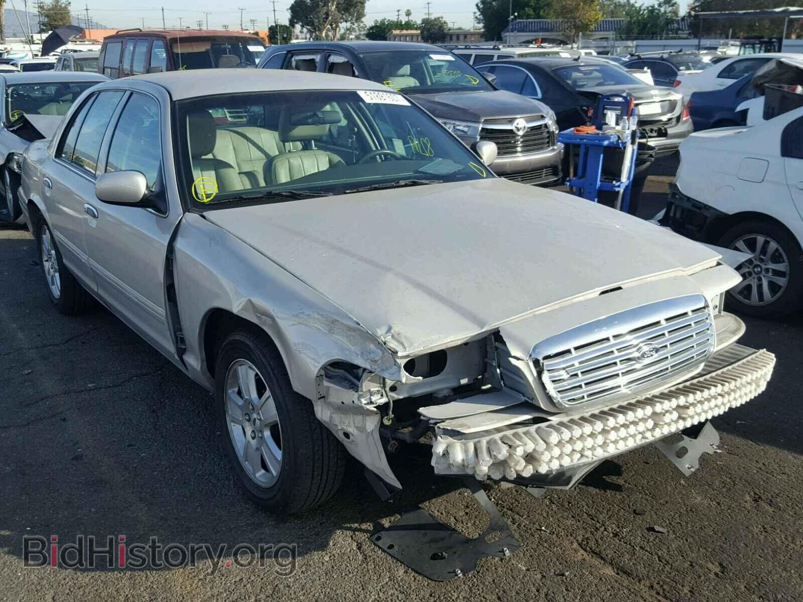 Photo 2FABP7EV4BX139088 - FORD CROWN VIC 2011