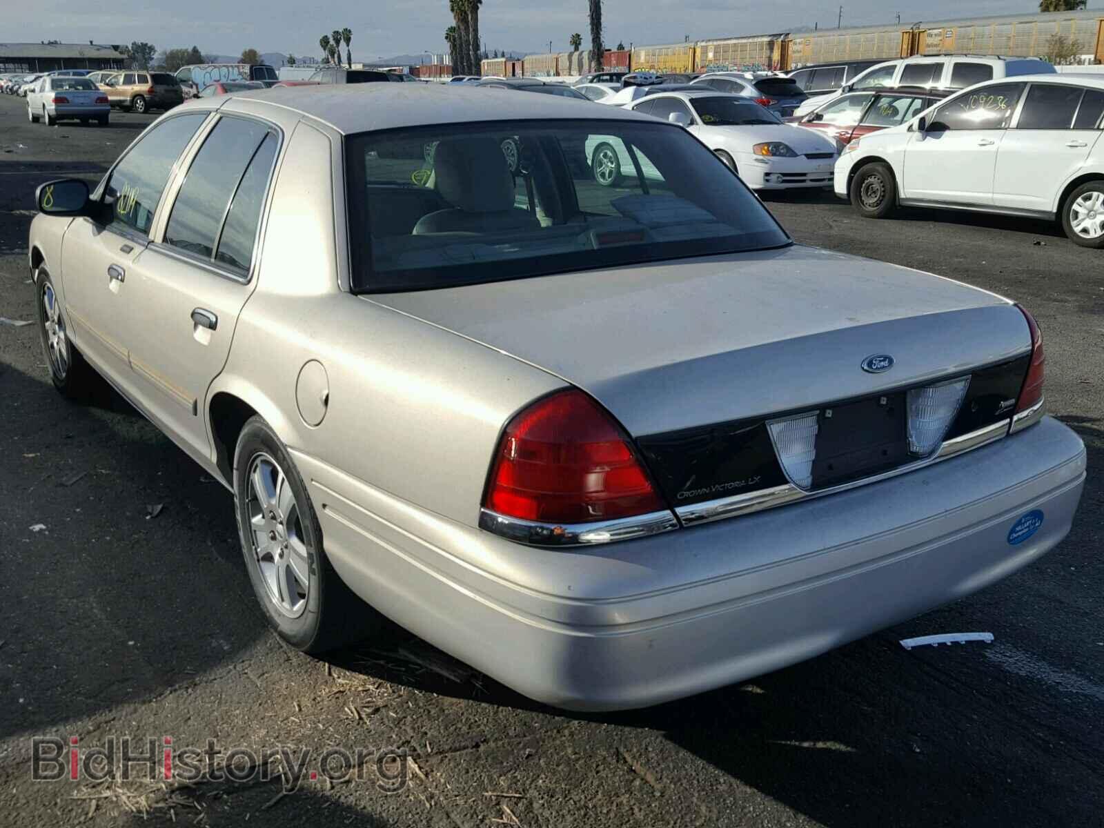 2011 FORD CROWN VIC - VIN: 2FABP7EV4BX139088 - Фото 3
