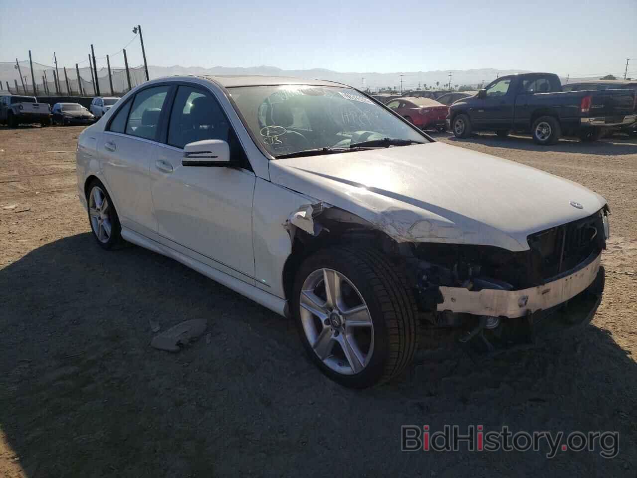 Photo WDDGF5EB0BA463733 - MERCEDES-BENZ C-CLASS 2011