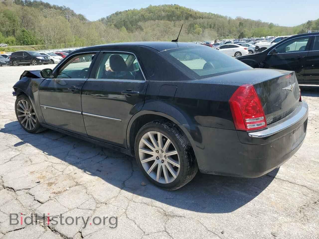 2008 CHRYSLER 300 - VIN: 2C3LA63H88H272046 - Фото 2