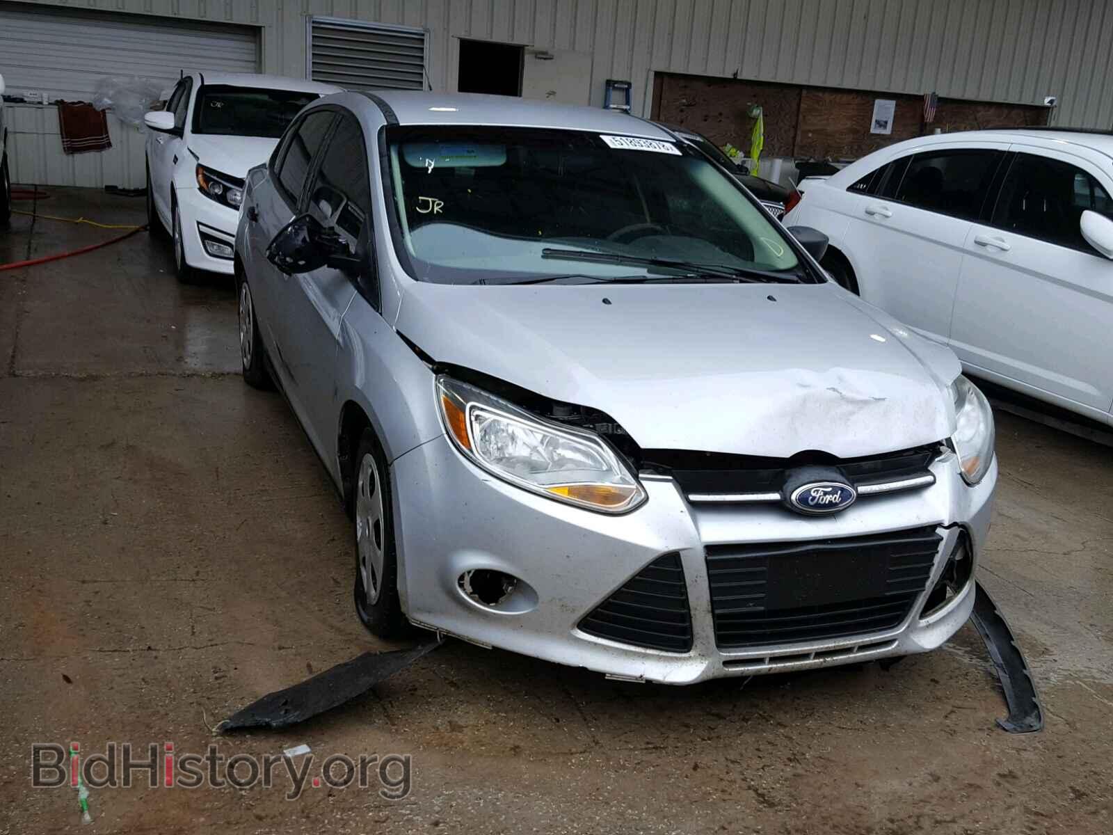Фотография 1FAHP3E21CL461520 - FORD FOCUS 2012