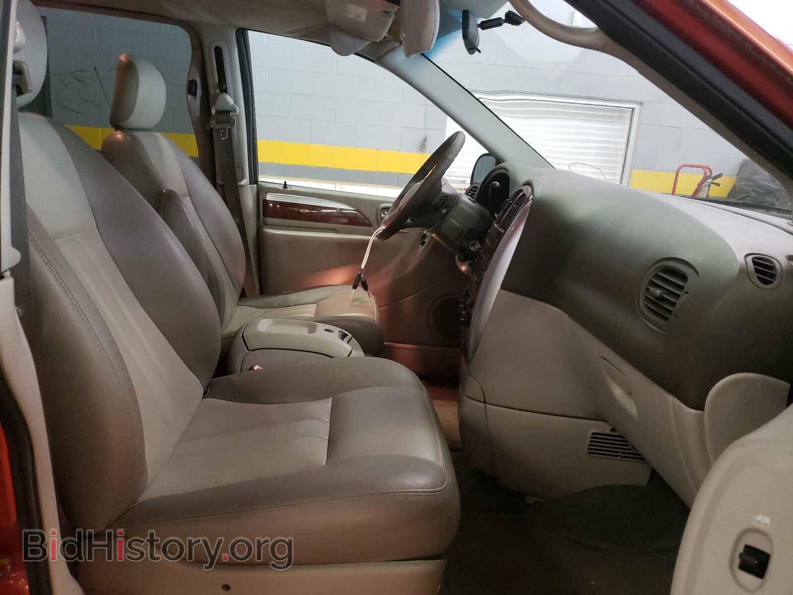 2006 CHRYSLER MINIVAN - VIN: 2A4GP54L96R690481 - Фото 5