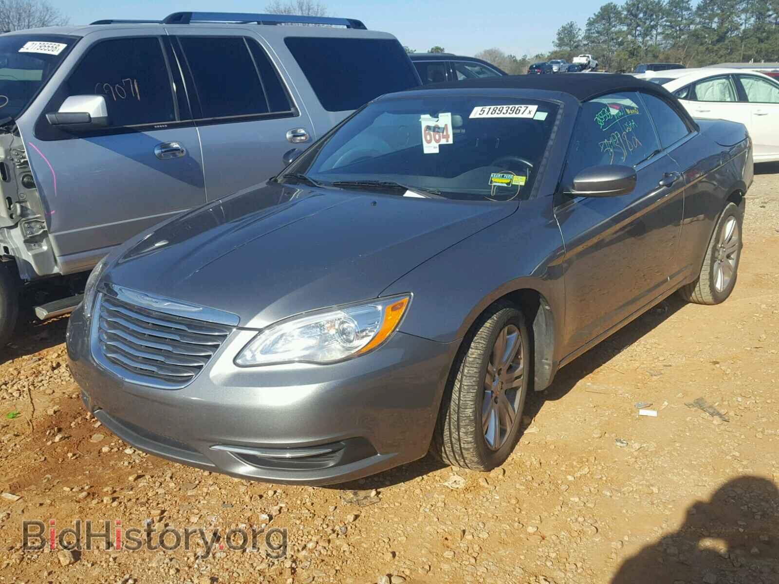 2011 CHRYSLER 200 - VIN: 1C3BC2EG2BN596689 - Фото 2