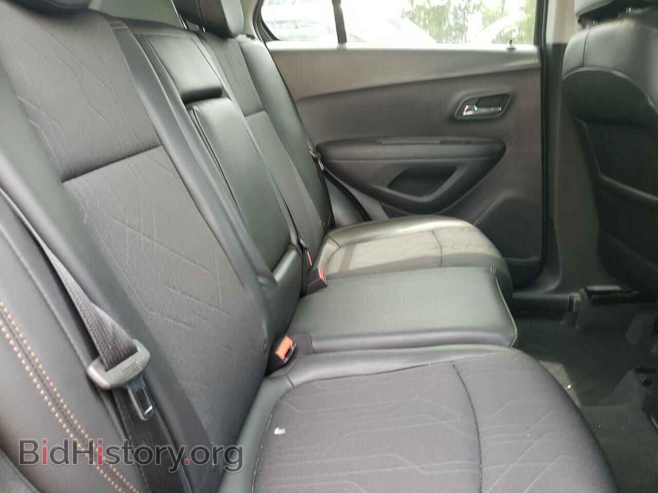 2019 CHEVROLET TRAX - VIN: 3GNCJPSB3KL243462 - Фото 6