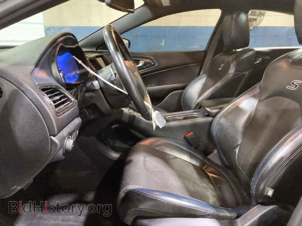 2016 Chrysler 200 (VIN 1C3CCCDG0GN158384) — фото 7 из 14