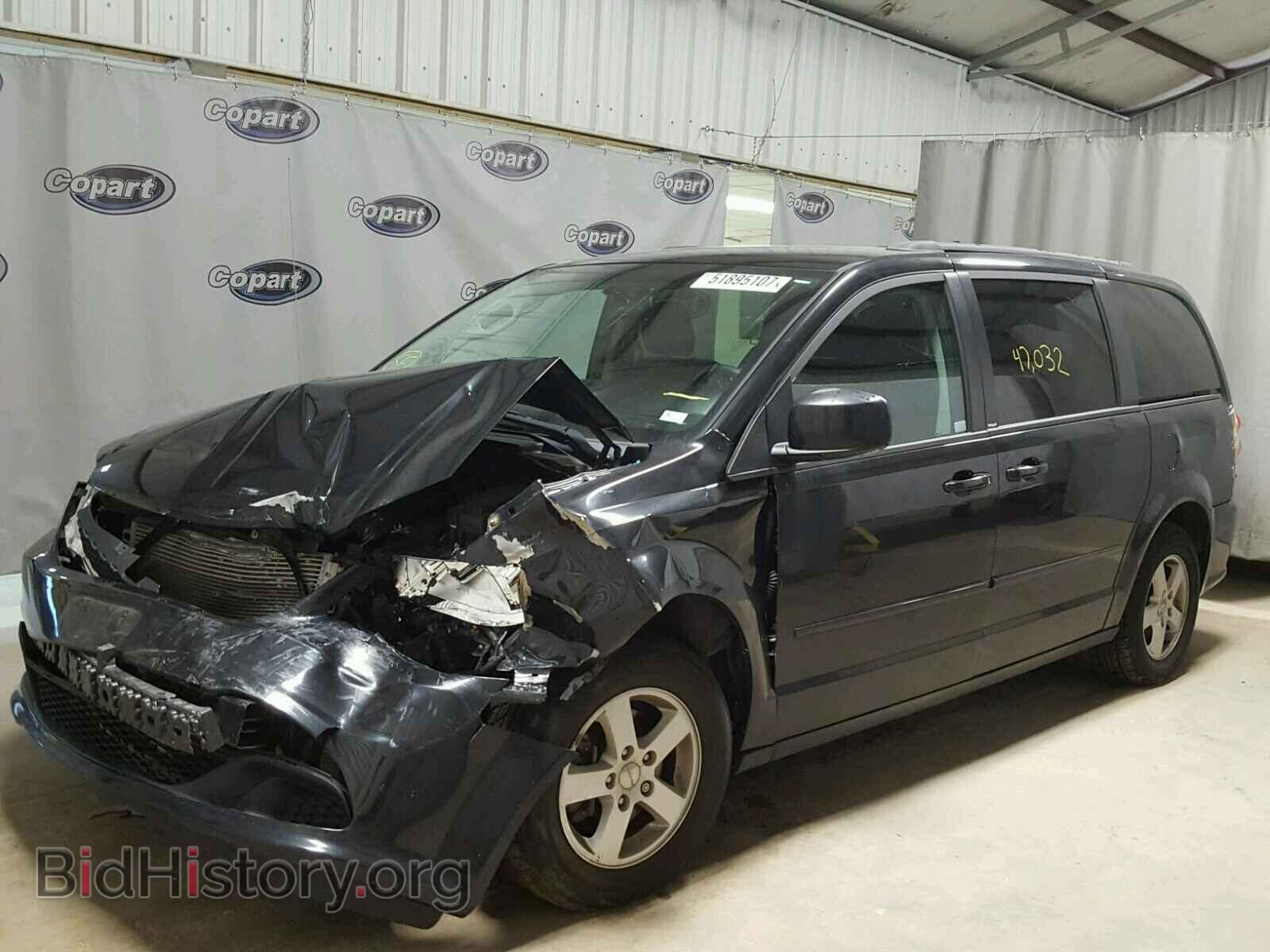2013 DODGE CARAVAN - VIN: 2C4RDGCG0DR637446 - Фото 2