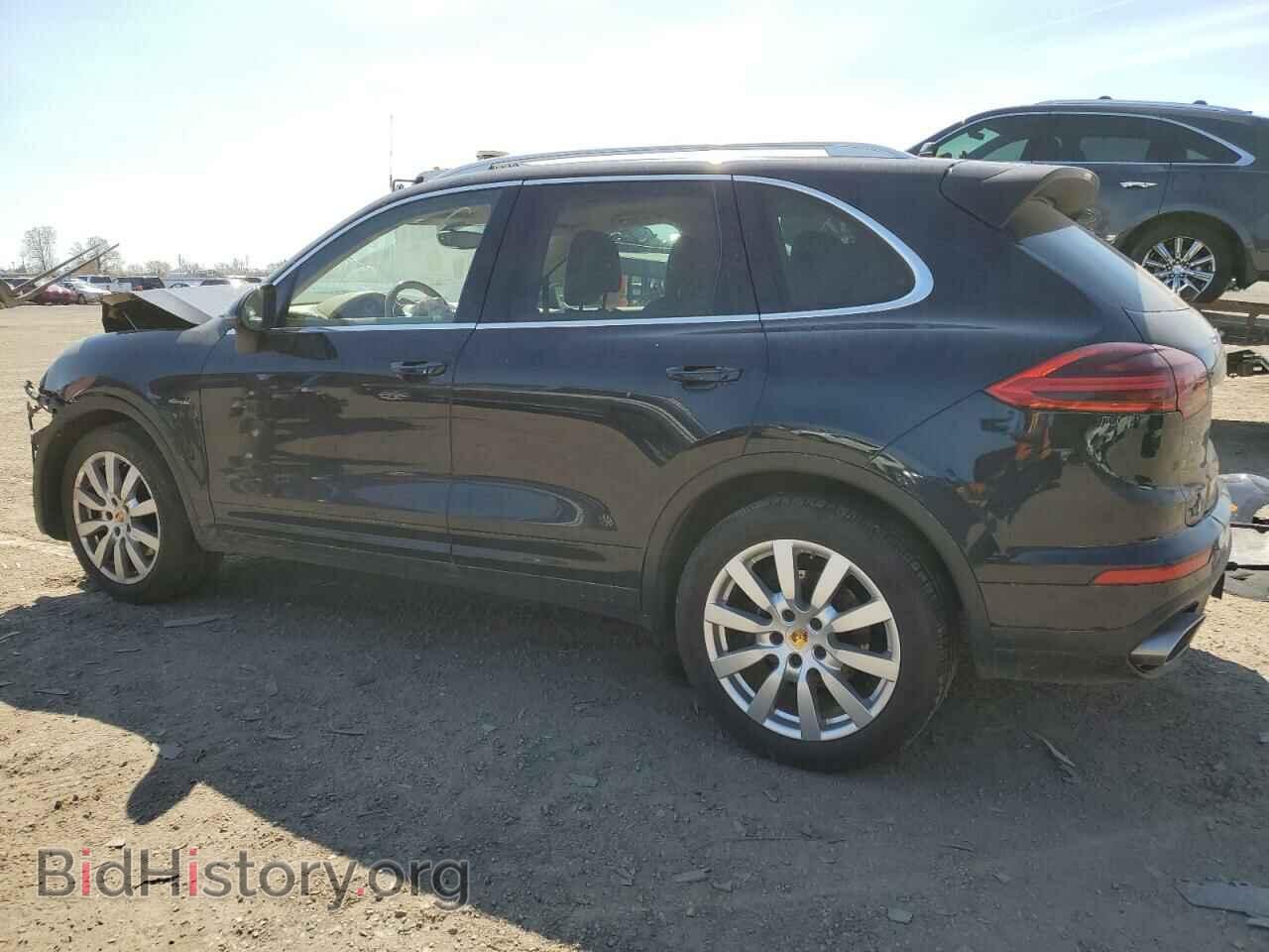 2016 PORSCHE CAYENNE - VIN: WP1AF2A22GKA40902 - Фото 2
