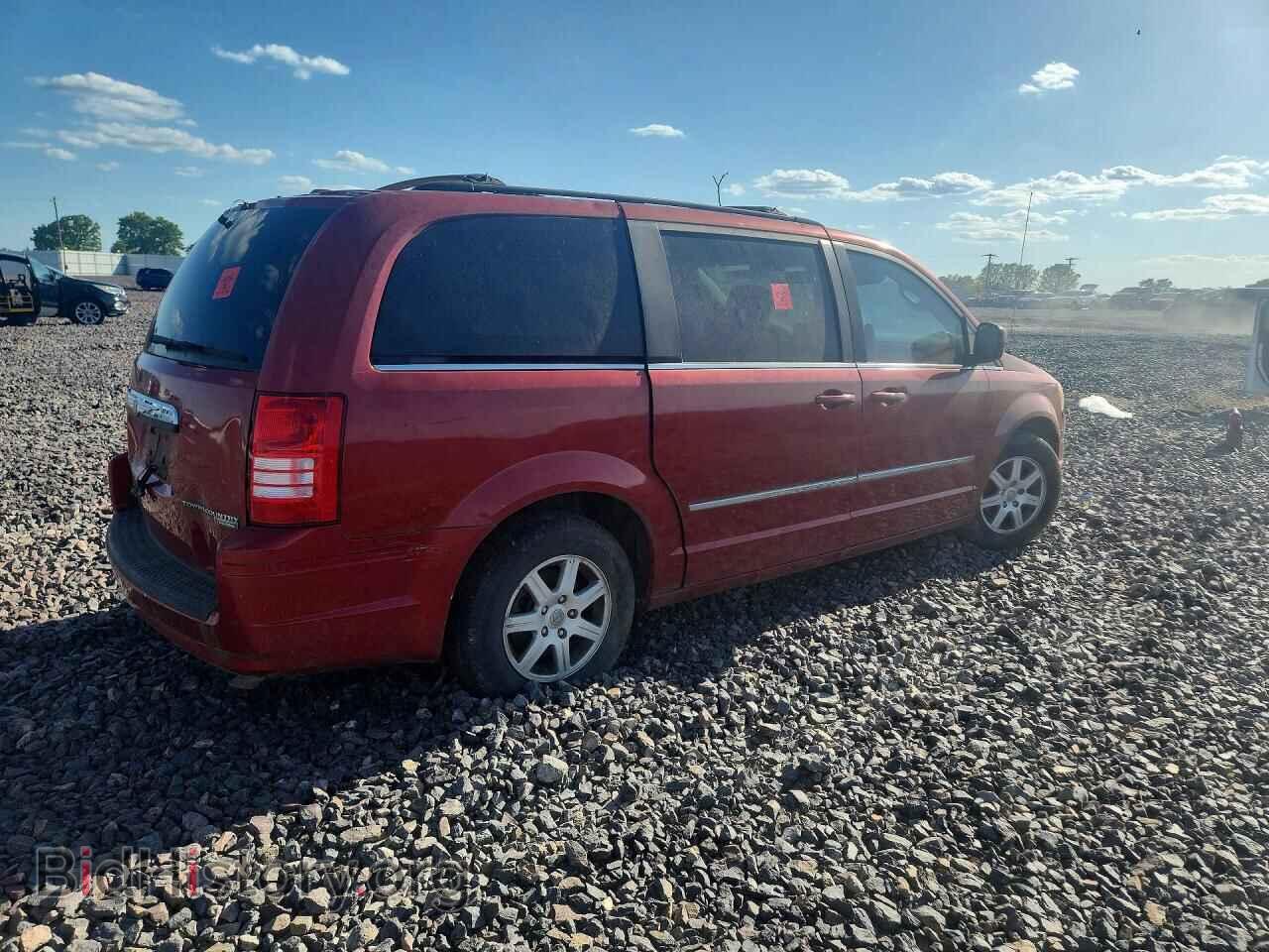 2010 CHRYSLER MINIVAN - VIN: 2A4RR5D10AR245735 - Фото 3