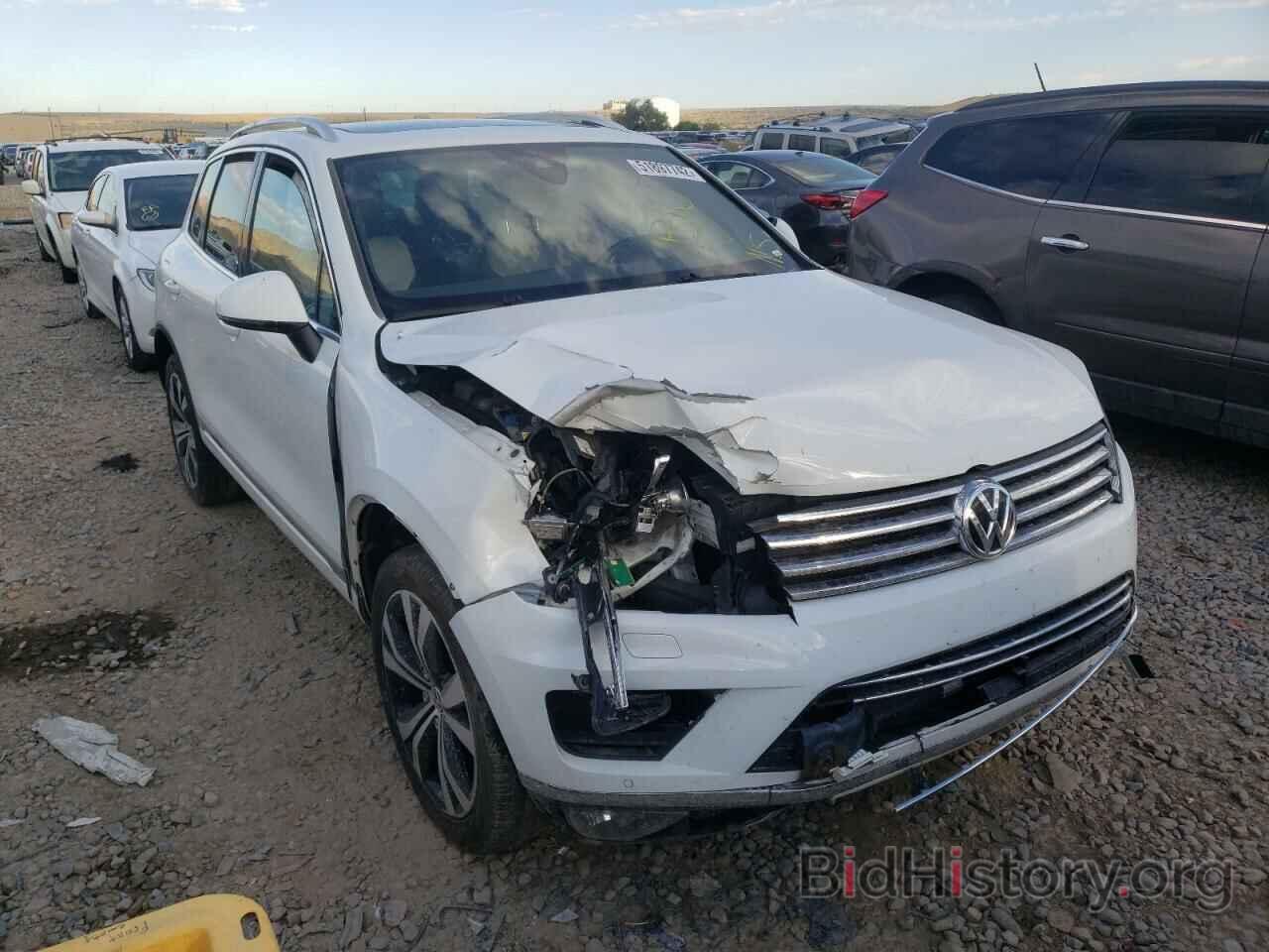 Фотография WVGRF7BP7HD003244 - VOLKSWAGEN TOUAREG 2017