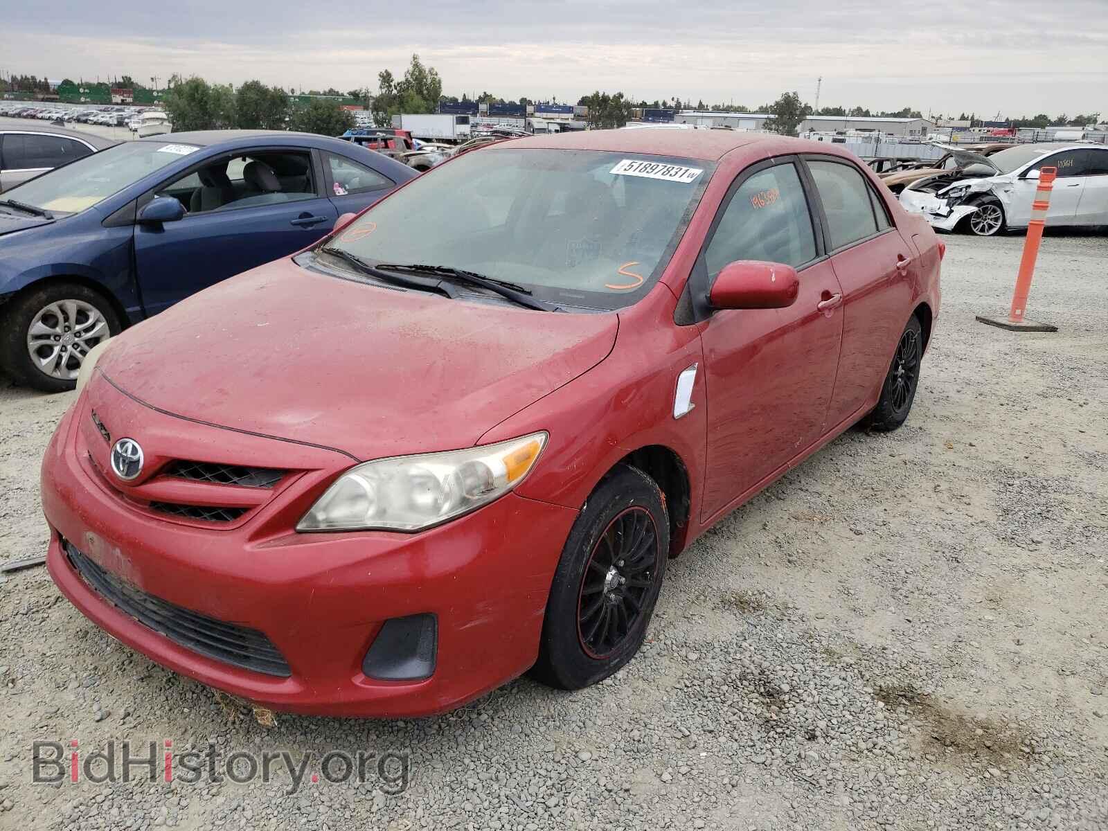 2011 TOYOTA COROLLA - VIN: 2T1BU4EE2BC583382 - Фото 2