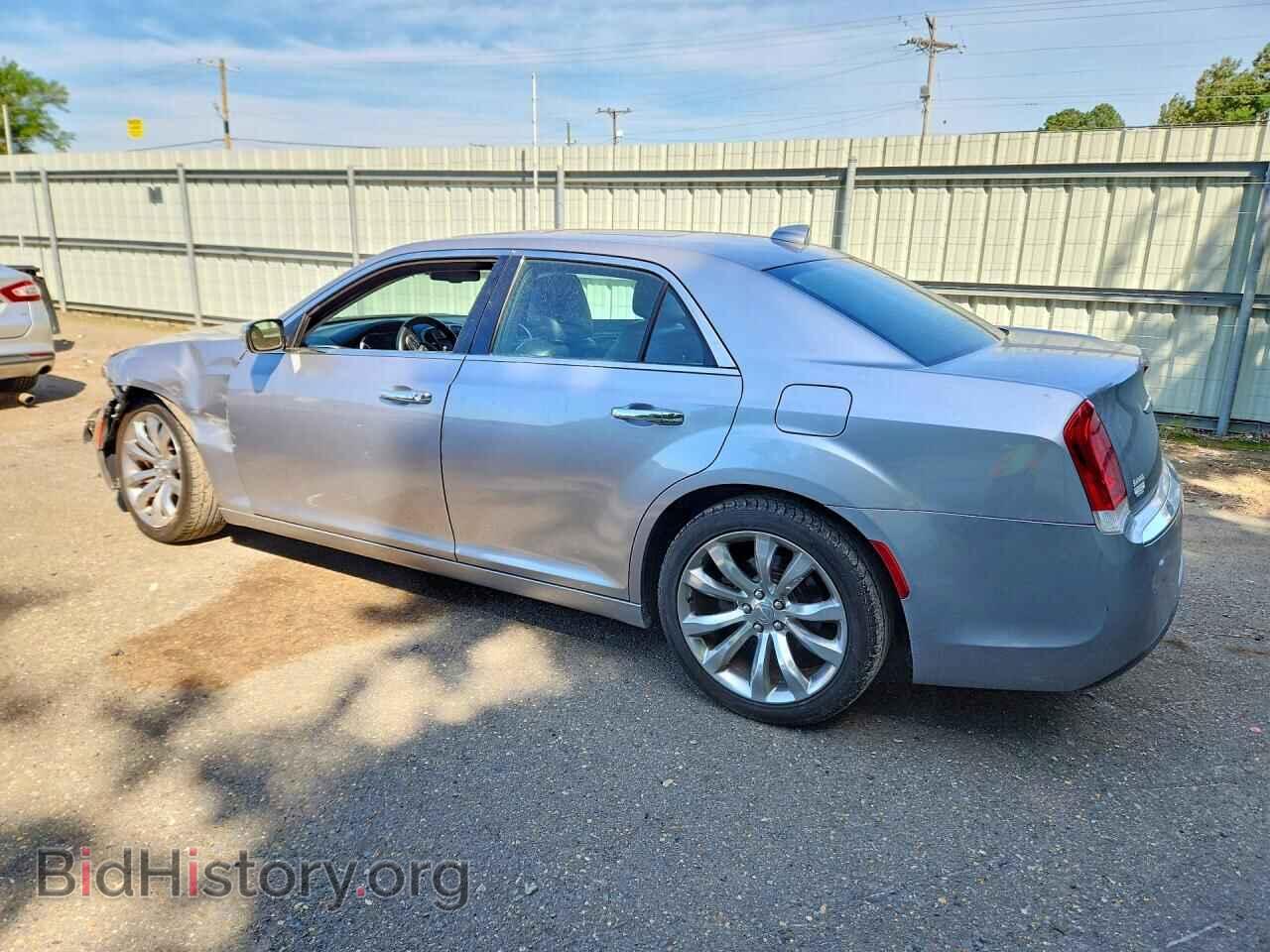 2017 CHRYSLER 300 - VIN: 2C3CCAEG2HH570254 - Photo 2