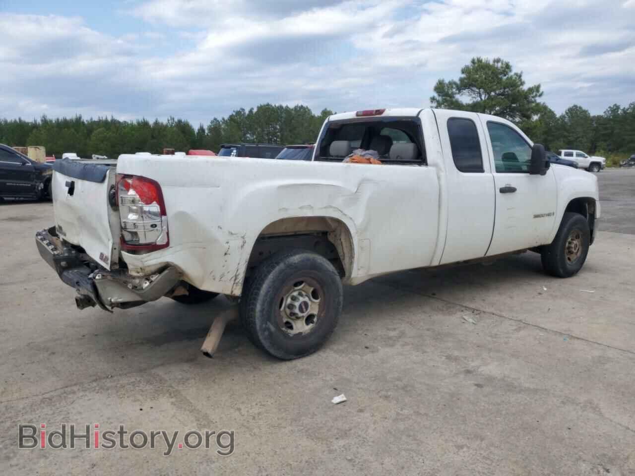 2008 GMC All Models - VIN: 1GTHC29K28E157571 - Photo 3