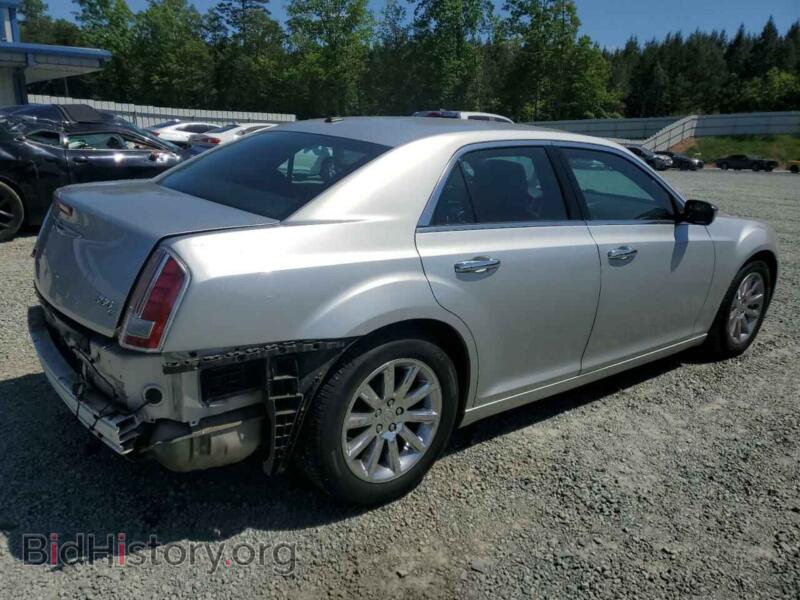 2012 Chrysler 300 (VIN 2C3CCAET1CH273174) — фото 3 из 12