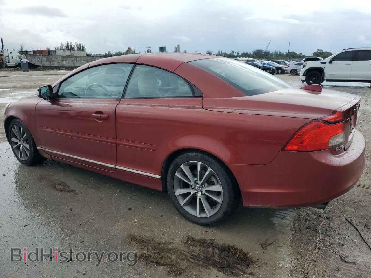 2012 VOLVO C70 - VIN: YV1672MCXCJ127059 - Фото 2