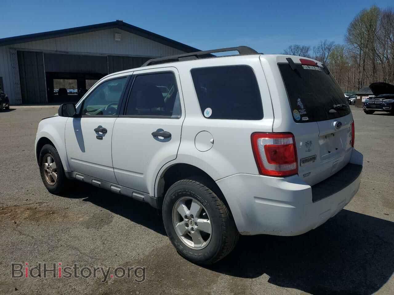 2011 FORD ESCAPE - VIN: 1FMCU9DG7BKA82308 - Фото 2