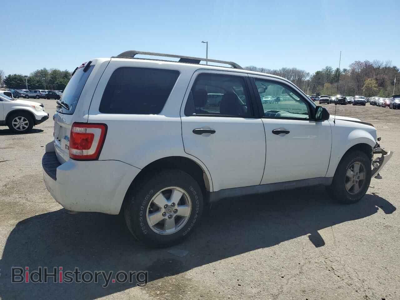 2011 FORD ESCAPE - VIN: 1FMCU9DG7BKA82308 - Фото 3
